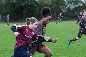 Bild 28 - C-Juniorinnen Halstenbek-Rellingen - St.Pauli : Ergebnis: 0:5